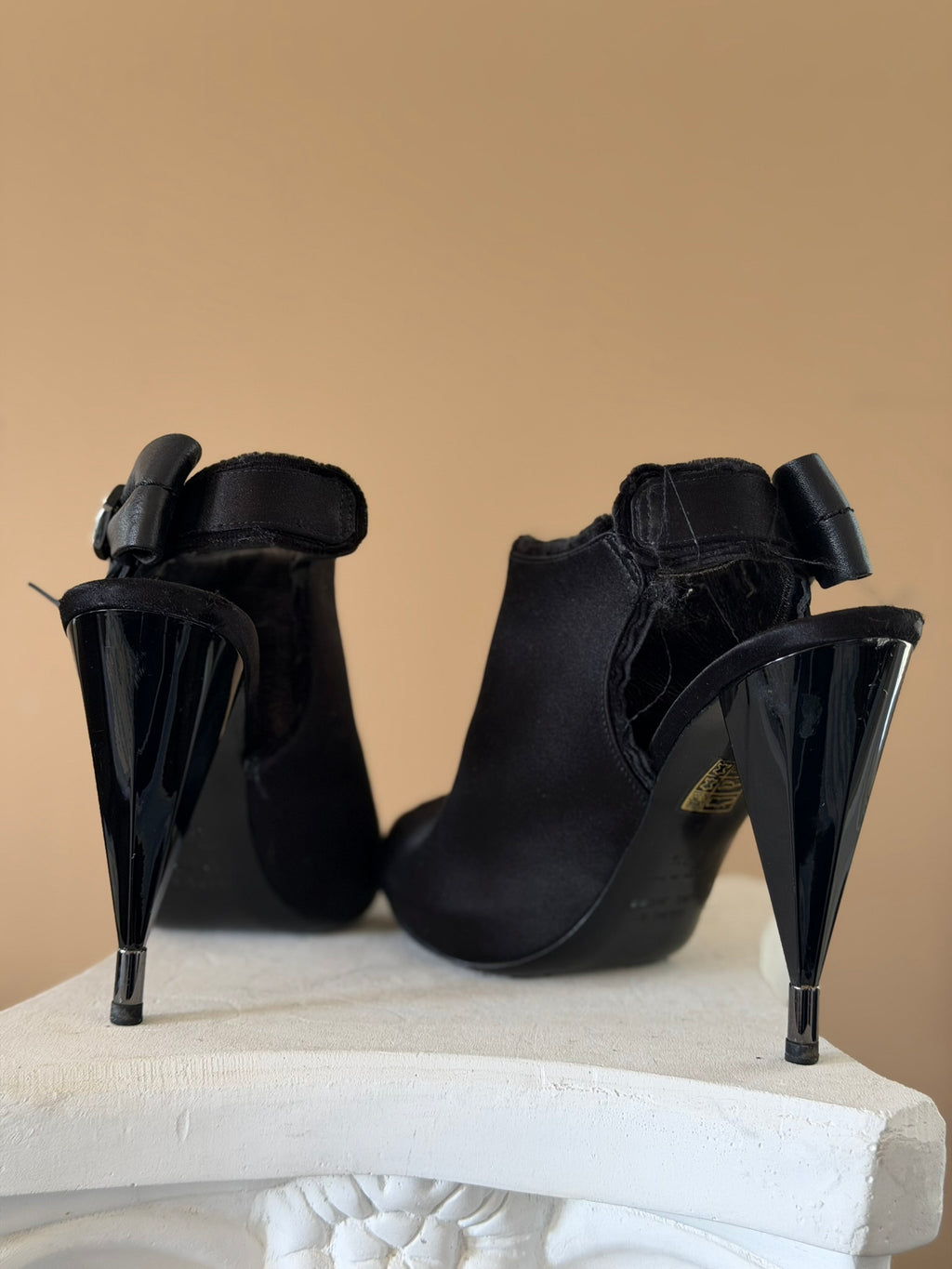 Marc Jacobs Unusual Cone Heel Slingbacks